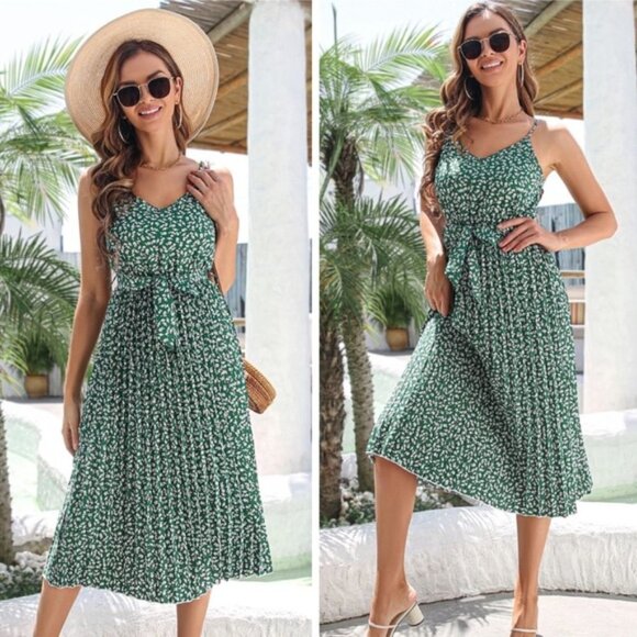 Enchanting Bouquet Women’s Midi Summer Dresses - Picture 1 of 2